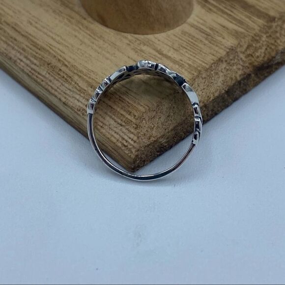 Celtic Sterling Silver Ring Sizes 7,8,9 - Picture 6 of 6